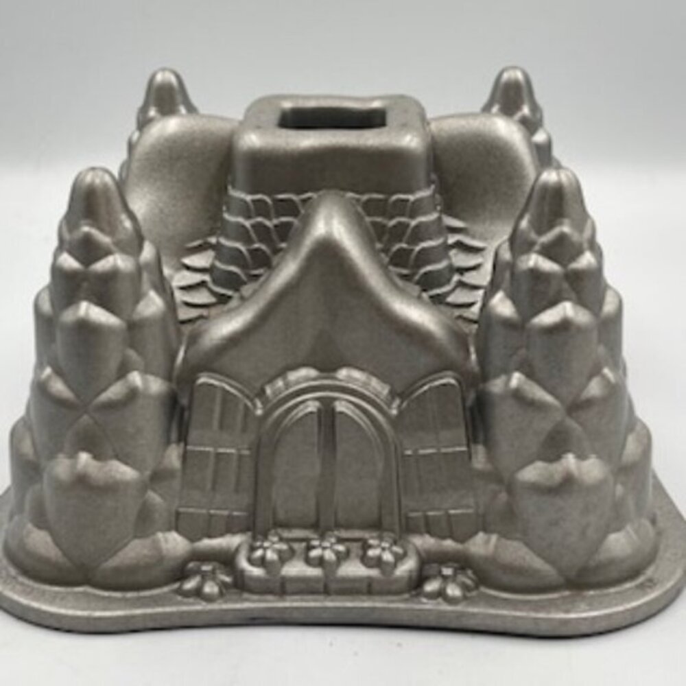 Nordic ware Castle Bundt Pan Cast Aluminum‎ Non Stick 10 Cup Made USA